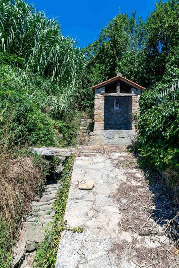 House for sale in Cortona, Italy - Image 4