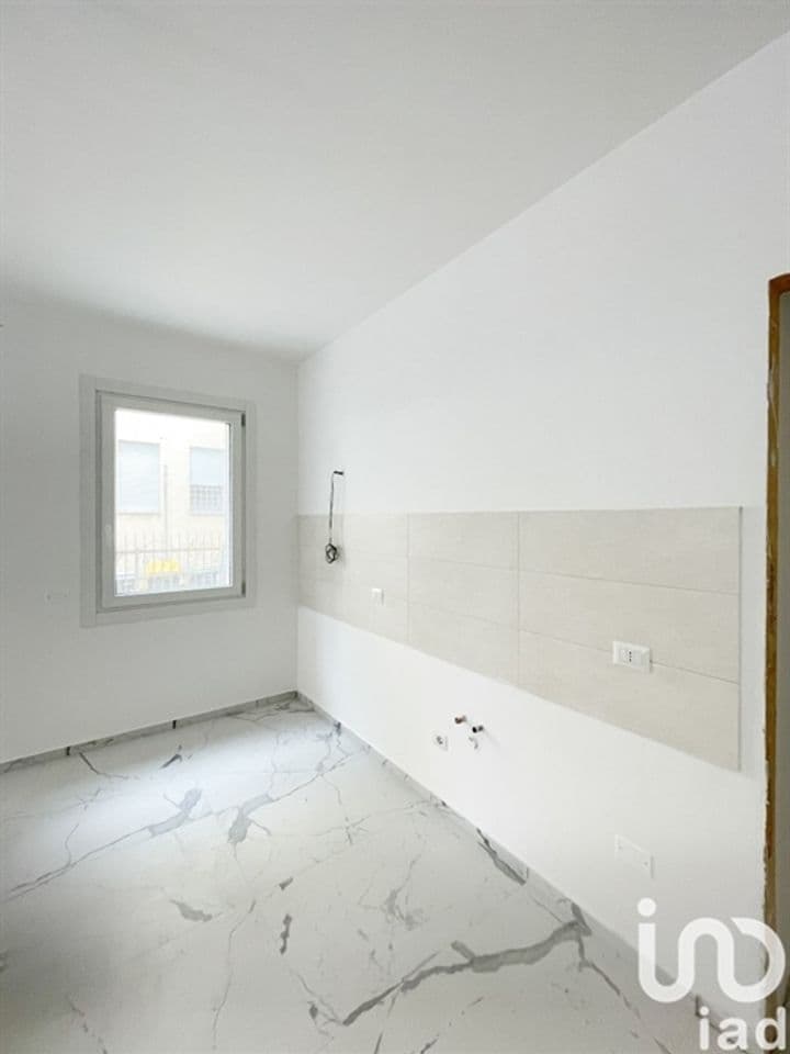 1 bedroom apartment for sale in Padova, Italy - Image 2