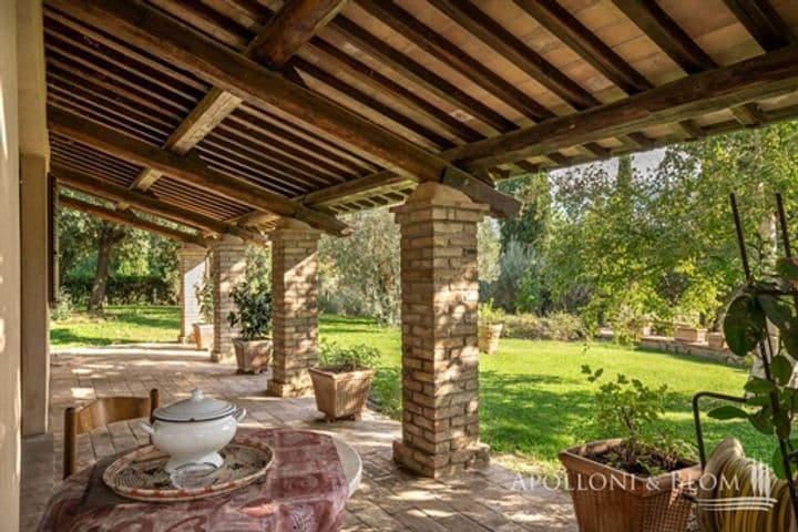 House for sale in Passignano sul Trasimeno, Italy - Image 4