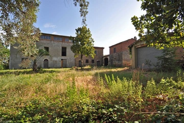 House for sale in Monte San Savino, Italy - Image 8