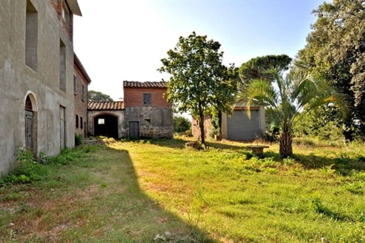 House for sale in Monte San Savino, Italy - Image 11