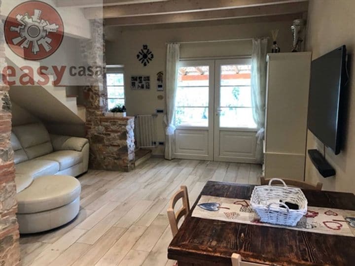 House for sale in Lucca, Italy - Image 9