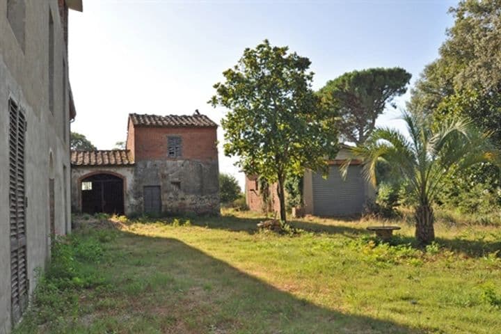 House for sale in Monte San Savino, Italy - Image 7