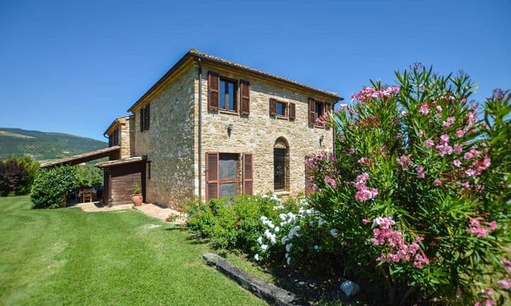 3 bedrooms house for sale in Treia, Italy - Image 2