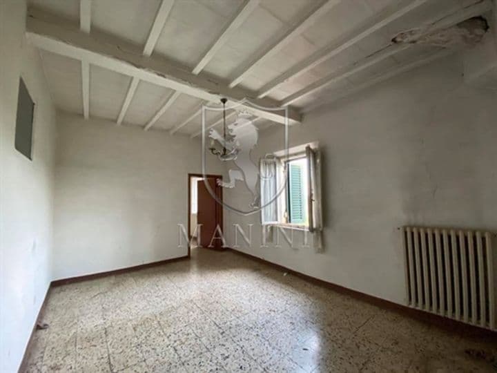 House for sale in Torrita di Siena, Italy - Image 9