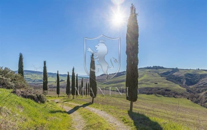 House for sale in Pienza, Italy - Image 3