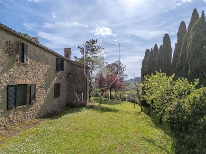 House for sale in Pienza, Italy - Image 6