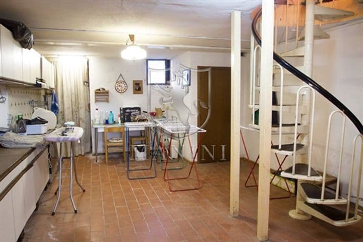 Apartment for sale in Sinalunga, Italy - Image 8