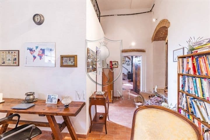 House for sale in Trequanda, Italy - Image 12