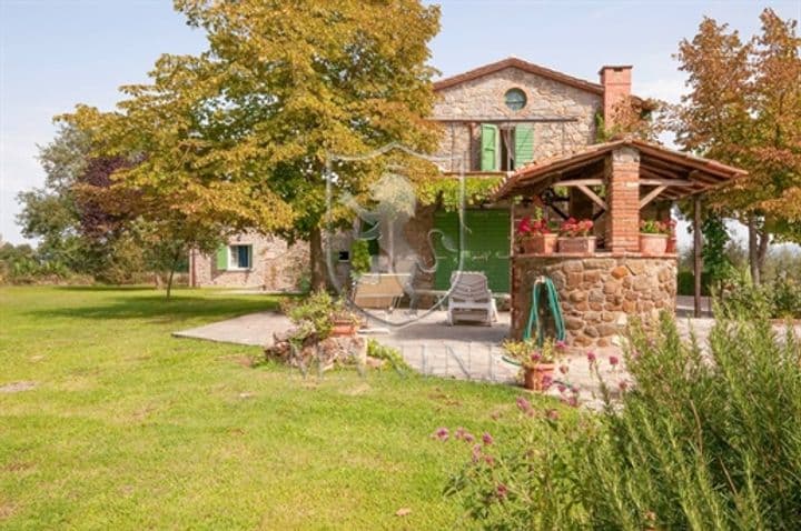 House for sale in Cortona, Italy - Image 3