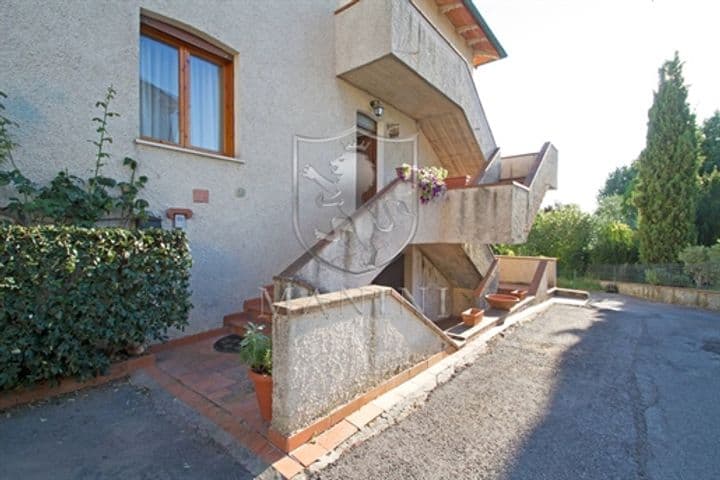 Apartment for sale in Sinalunga, Italy - Image 11