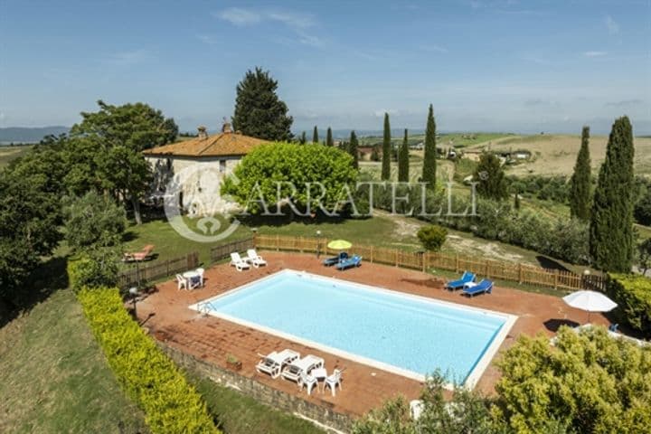 9 bedrooms house for sale in Montalcino, Italy - Image 2