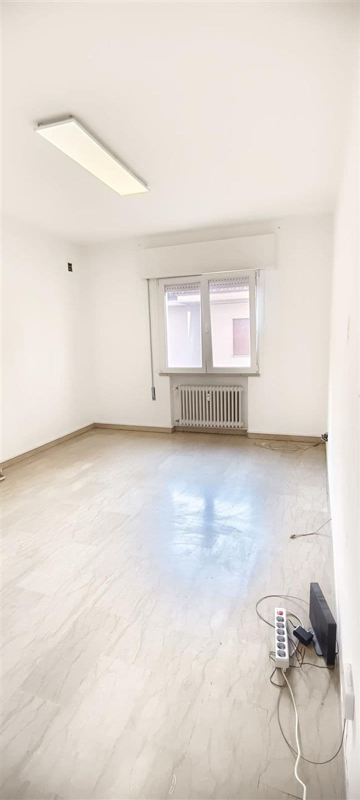 2 bedrooms apartment for sale in Venice, Italy