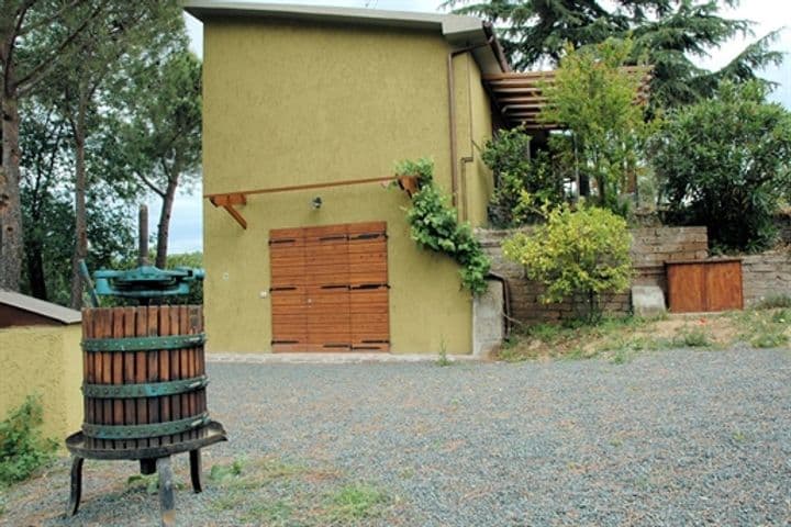 House for sale in Grosseto, Italy - Image 4