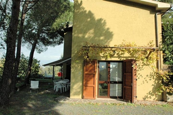 House for sale in Grosseto, Italy - Image 12