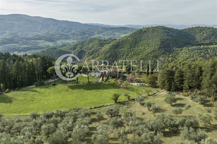 House for sale in Dicomano, Italy - Image 11