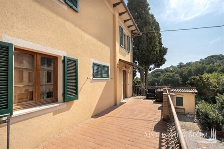 House for sale in Montepulciano, Italy - Image 3