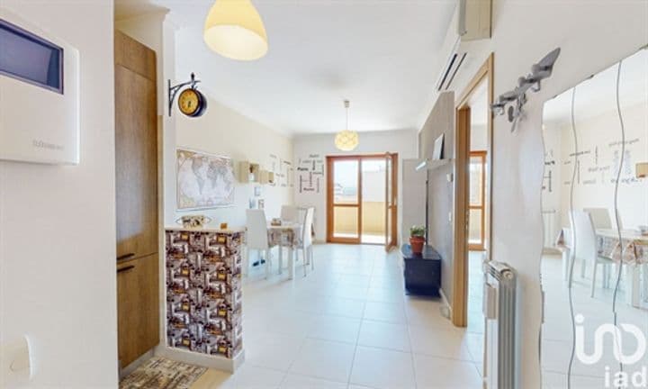 1 bedroom apartment for sale in Rome, Italy - Image 2