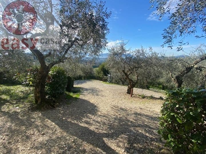 House for sale in Lucca, Italy - Image 3