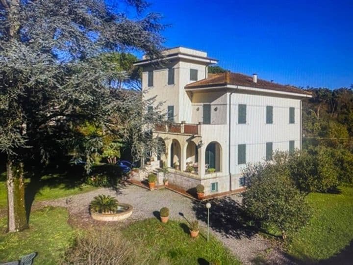 House for sale in Lucca, Italy - Image 12