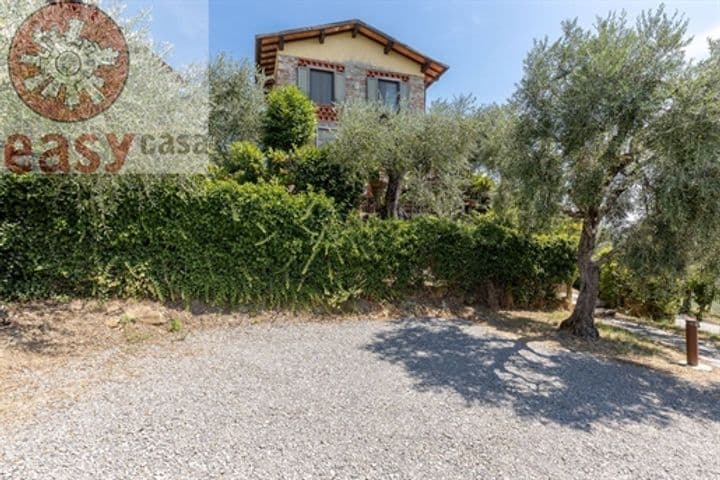 House for sale in Lucca, Italy - Image 2