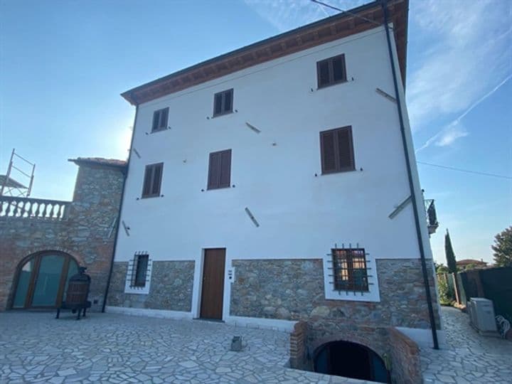 House for sale in Capannori, Italy - Image 4