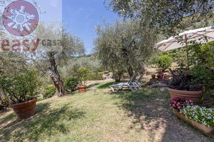 House for sale in Lucca, Italy - Image 11