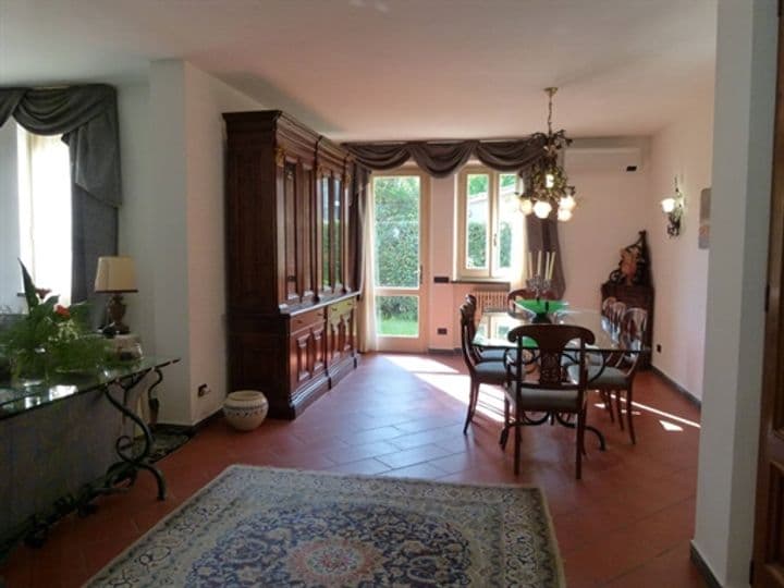 House for sale in Lucca, Italy - Image 2