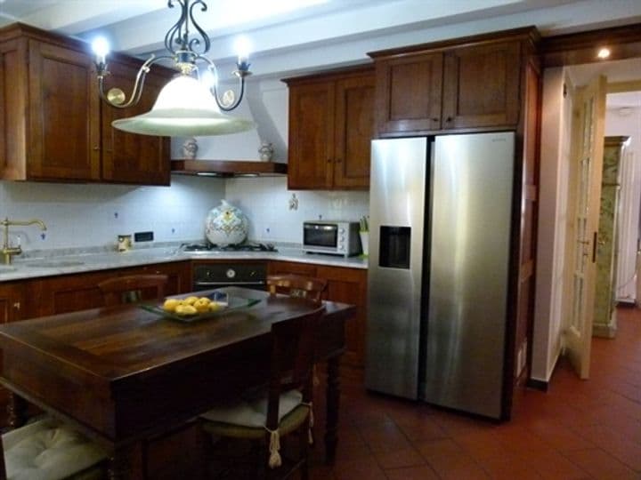 House for sale in Lucca, Italy - Image 3