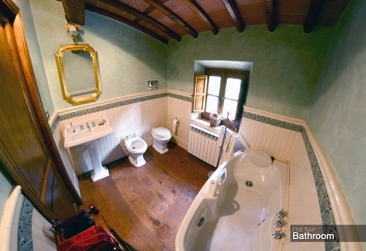 House for sale in Massarosa, Italy - Image 12