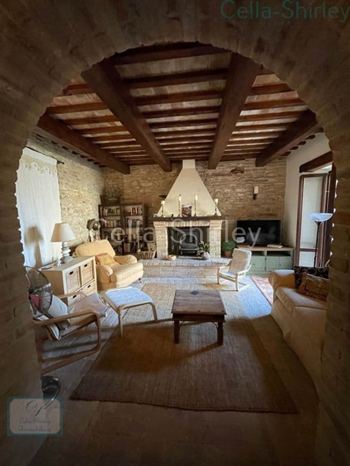 4 bedrooms house for sale in Santa Vittoria in Matenano, Italy - Image 7