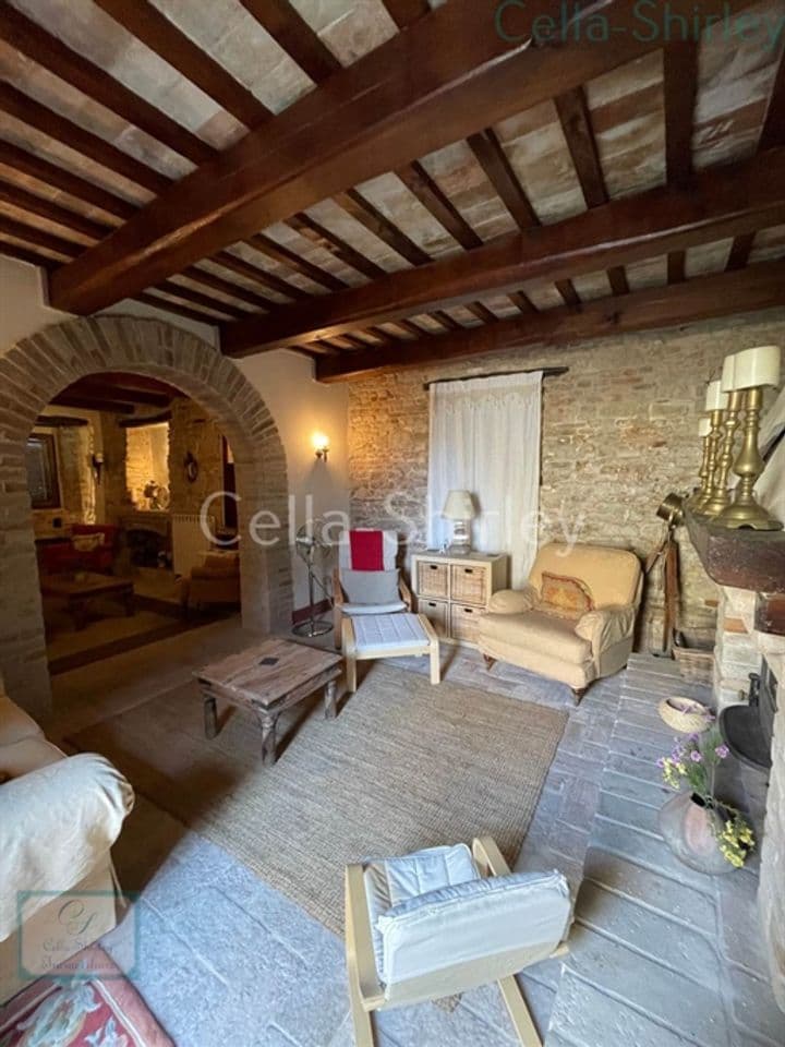 4 bedrooms house for sale in Santa Vittoria in Matenano, Italy - Image 10