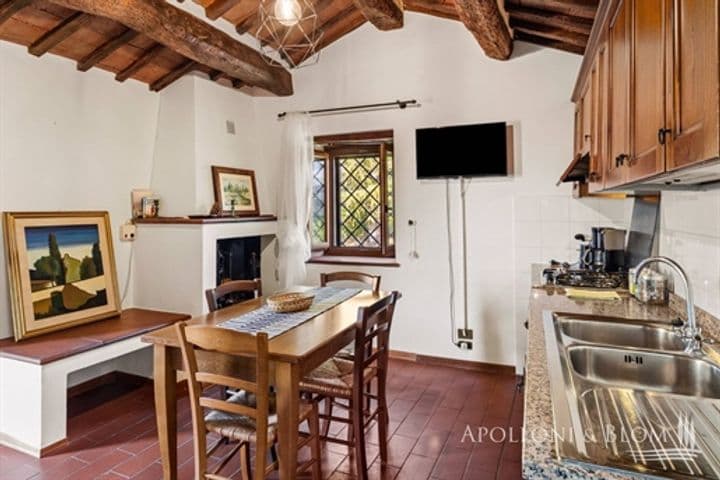 House for sale in Tuoro sul Trasimeno, Italy - Image 4