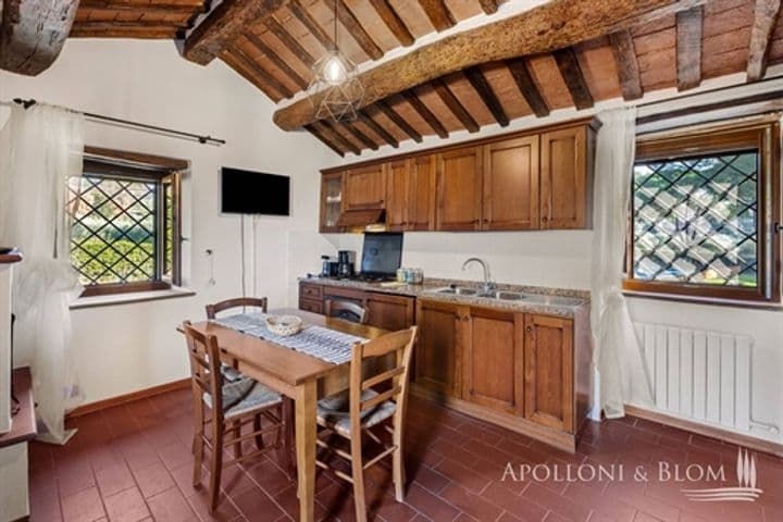 House for sale in Tuoro sul Trasimeno, Italy - Image 2