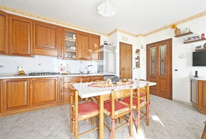 4 bedrooms apartment for sale in Viterbo, Italy - Image 3