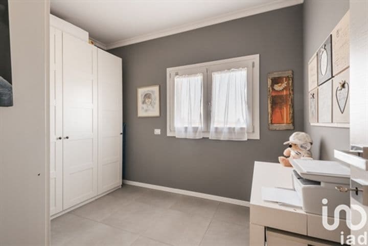 2 bedrooms apartment for sale in Rome, Italy