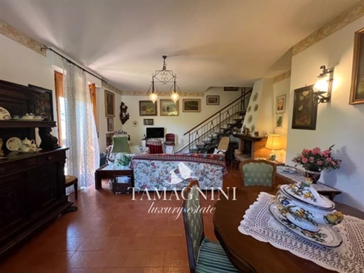 House for sale in Sarteano, Italy - Image 2