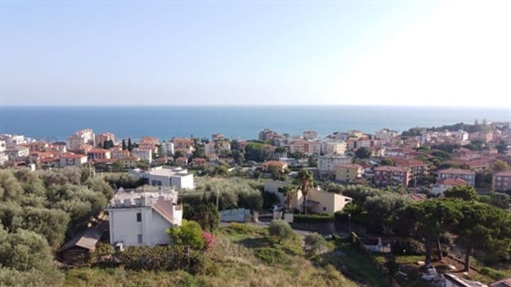 House for sale in Diano Marina, Italy - Image 10