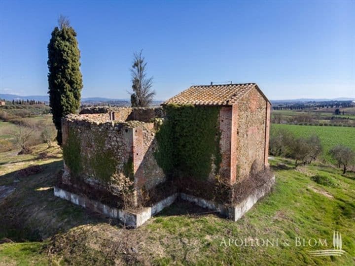 House for sale in Sinalunga, Italy - Image 7