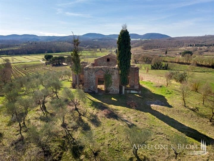 House for sale in Sinalunga, Italy - Image 2