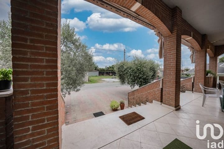 4 bedrooms house for sale in Desenzano del Garda, Italy - Image 3