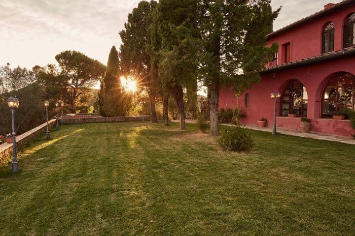 10 bedrooms building for sale in Monte San Savino, Italy - Image 8