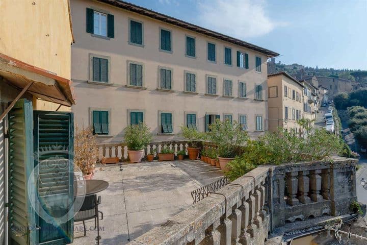 2 bedrooms apartment for sale in Cortona, Italy - Image 2