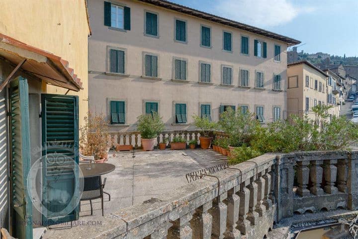 2 bedrooms apartment for sale in Cortona, Italy - Image 3