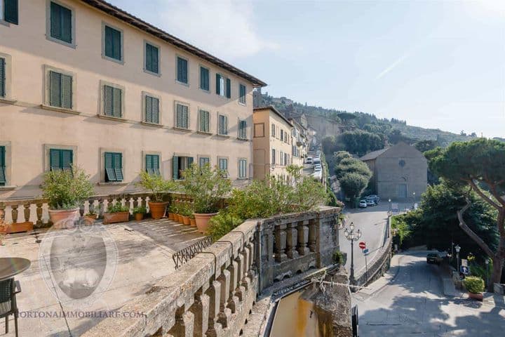 2 bedrooms apartment for sale in Cortona, Italy - Image 4