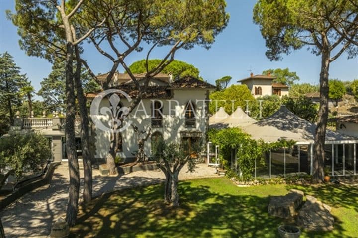 8 bedrooms house for sale in Passignano sul Trasimeno, Italy