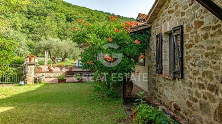 5 bedrooms house for sale in Tuoro sul Trasimeno, Italy - Image 2