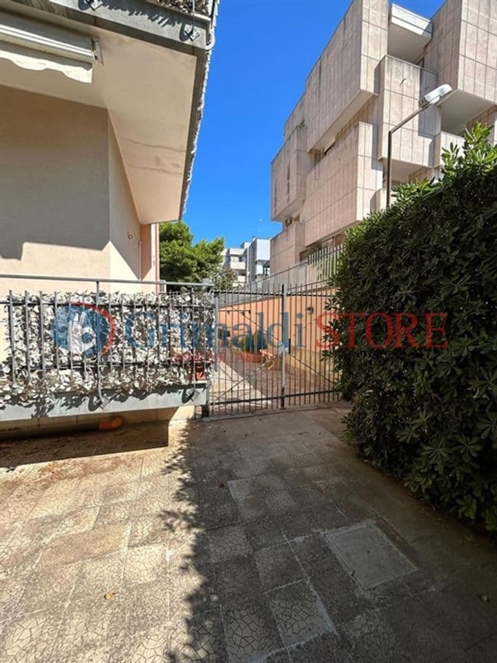 House for sale in Lecce, Italy - Image 8