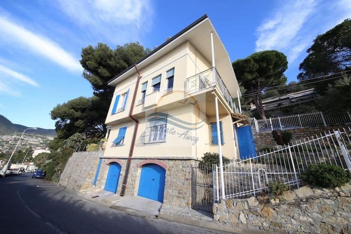 4 bedrooms house for sale in Ospedaletti, Italy - Image 2