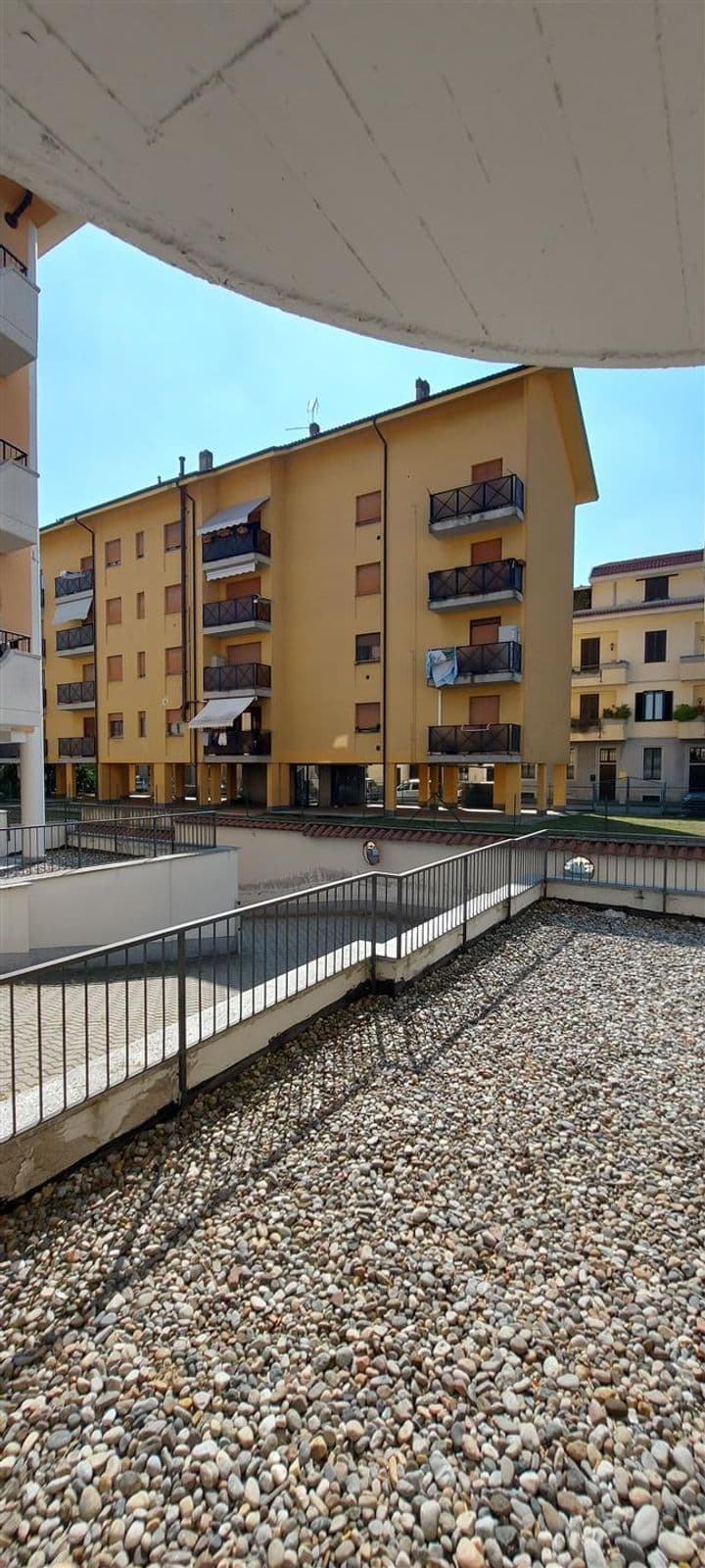 2 bedrooms apartment for sale in Busto Arsizio, Italy - Image 5